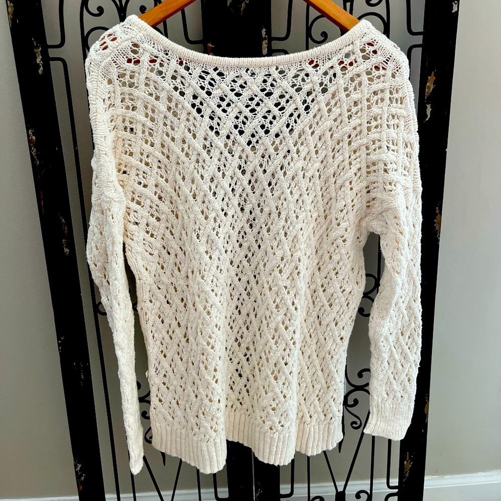 American Eagle loose knit sweater with v-neck